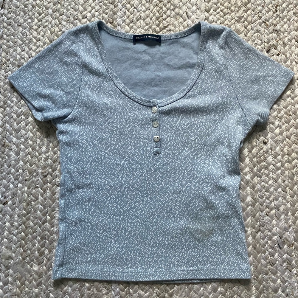 Girls brandy Melville zelly top!